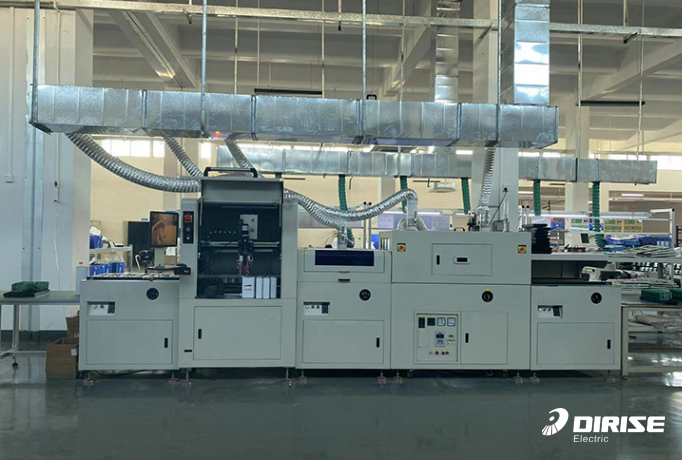 德瑞斯變頻器車間里的三防漆自動(dòng)涂覆機(jī)